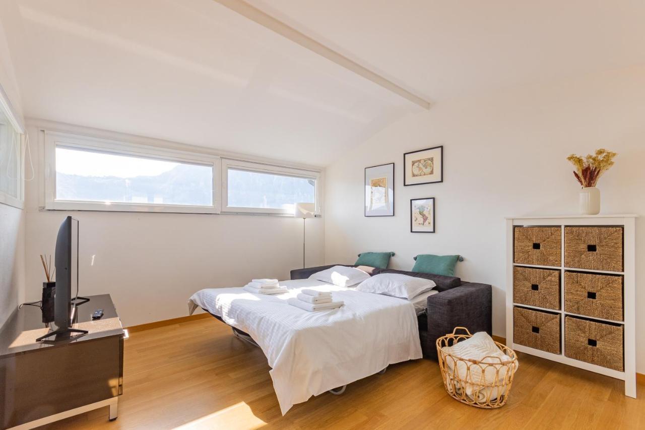 Casa Elea_ Panoramic Attic In City Center Campione dʼItalia Buitenkant foto